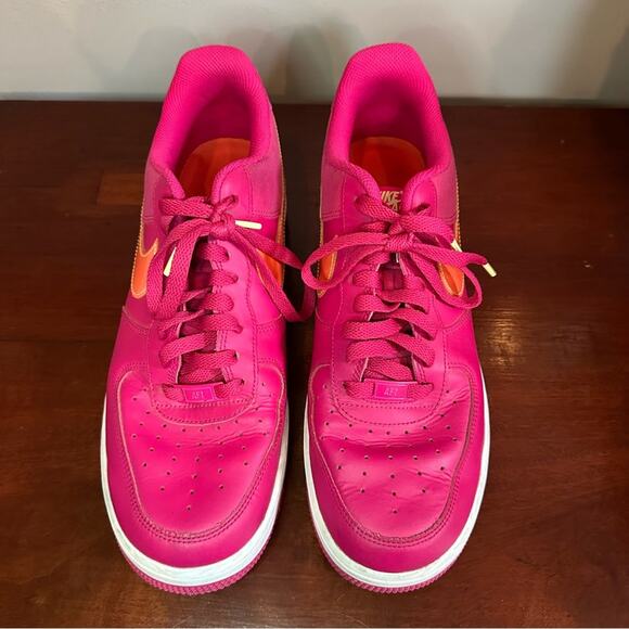 Nike Air Force 1 ‘07 LV8 Low World Tour DD9540-600 Show Sneaker mens Size 10 - Picture 1 of 13